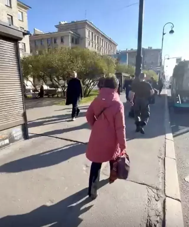 Торговая площадь в Санкт-Петербург просп. Большой Васильевского ... - Фото 1
