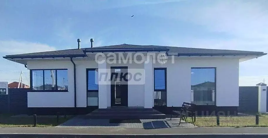 Дом в Башкортостан, Октябрьский Радужный мкр, ул. Красная (100 м) - Фото 1