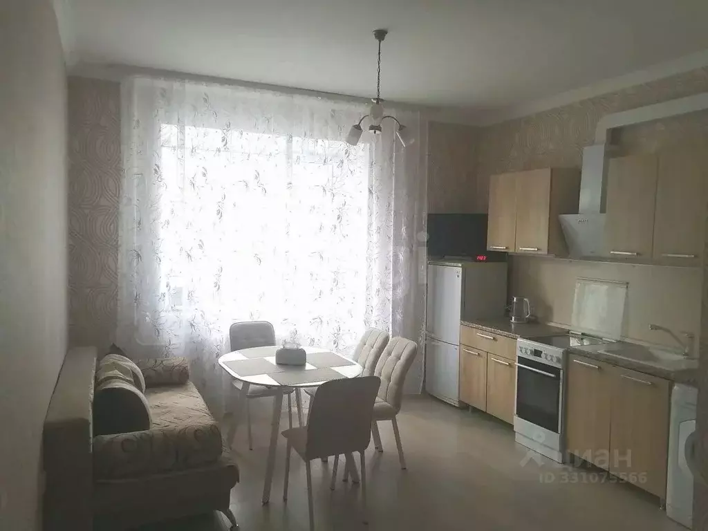 1-к кв. Тюменская область, Тюмень Транспортная ул., 82 (45.0 м) - Фото 1