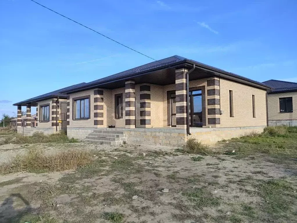 Дом в Ставропольский край, Михайловск Шпаковский район, ул. Владимира ... - Фото 2