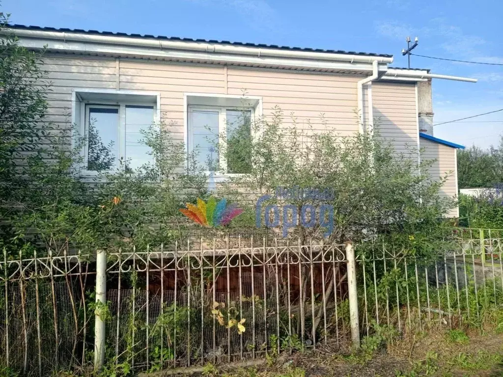 Дом в Кемеровская область, Новокузнецк Мирная ул., 35 (102 м) - Фото 1
