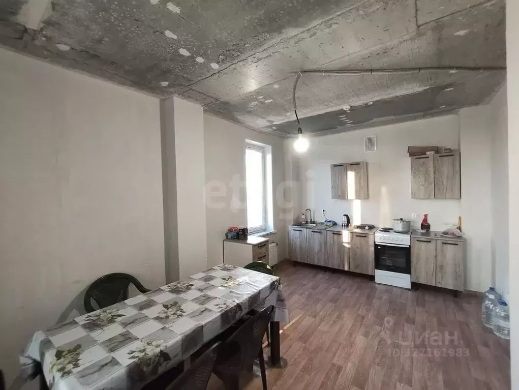 3-к кв. Тюменская область, Тюмень ул. Валентины Трофимовой, 6 (84.0 м) - Фото 1