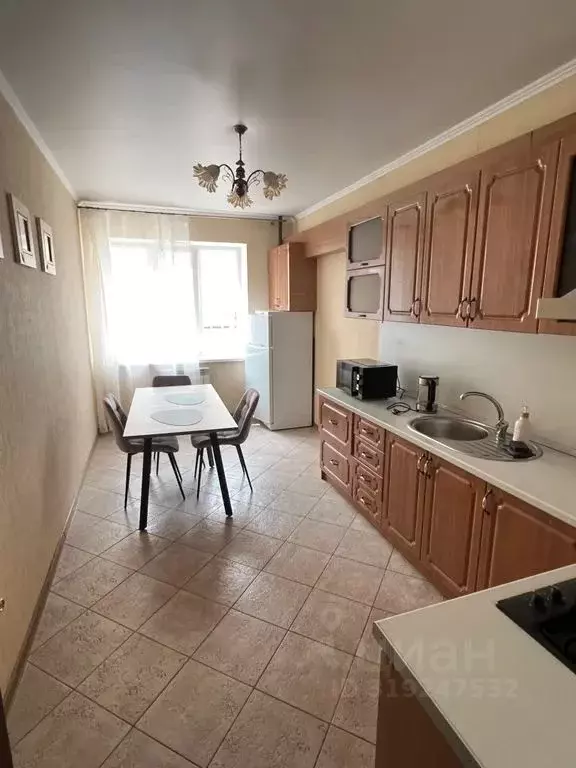 2-к кв. Ставропольский край, Пятигорск просп. Калинина, 2а (73.0 м) - Фото 1