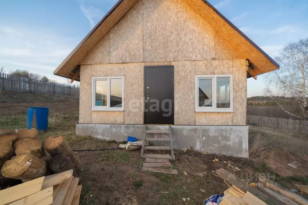 Дом в Пермский край, Краснокамский городской округ, д. Большая пер. ... - Фото 1