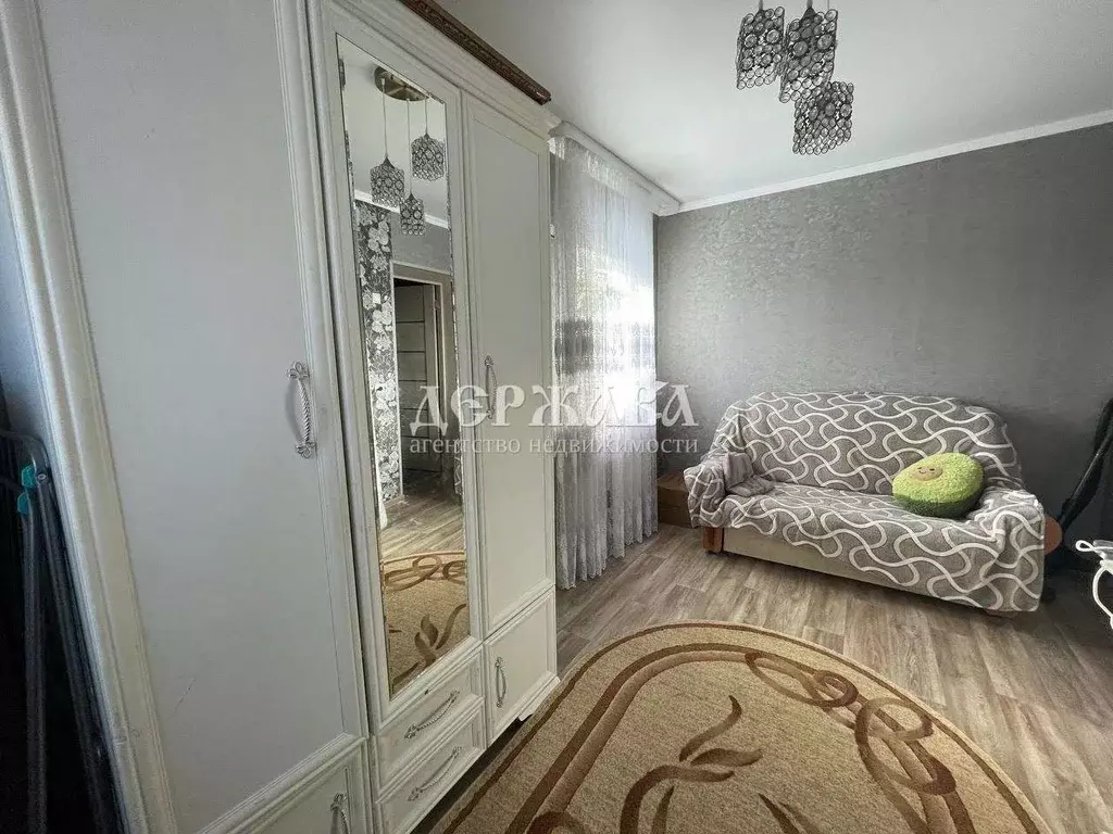 Дом в Белгородская область, Старооскольский городской округ, с. ... - Фото 1