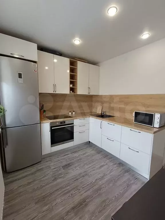 2-к. квартира, 56 м, 4/10 эт. - Фото 1