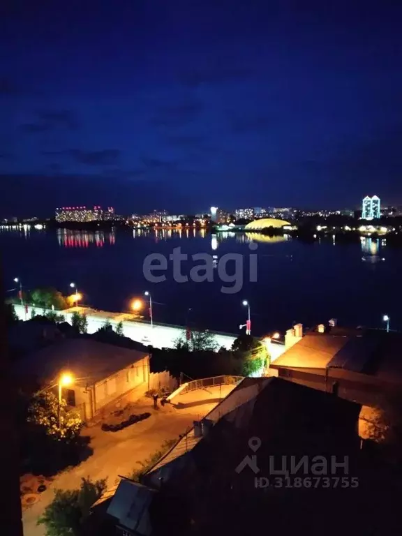 4-к кв. Воронежская область, Воронеж ул. Цюрупы, 1Б (186.0 м) - Фото 0