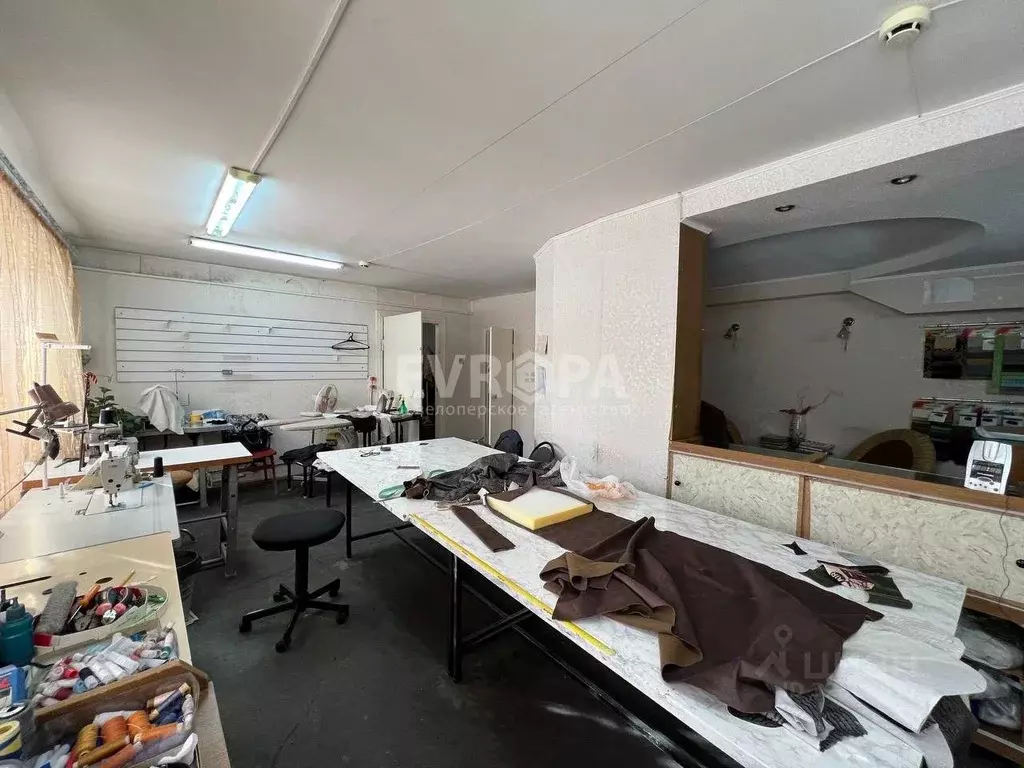 Помещение свободного назначения в Ульяновская область, Ульяновск ул. ... - Фото 1