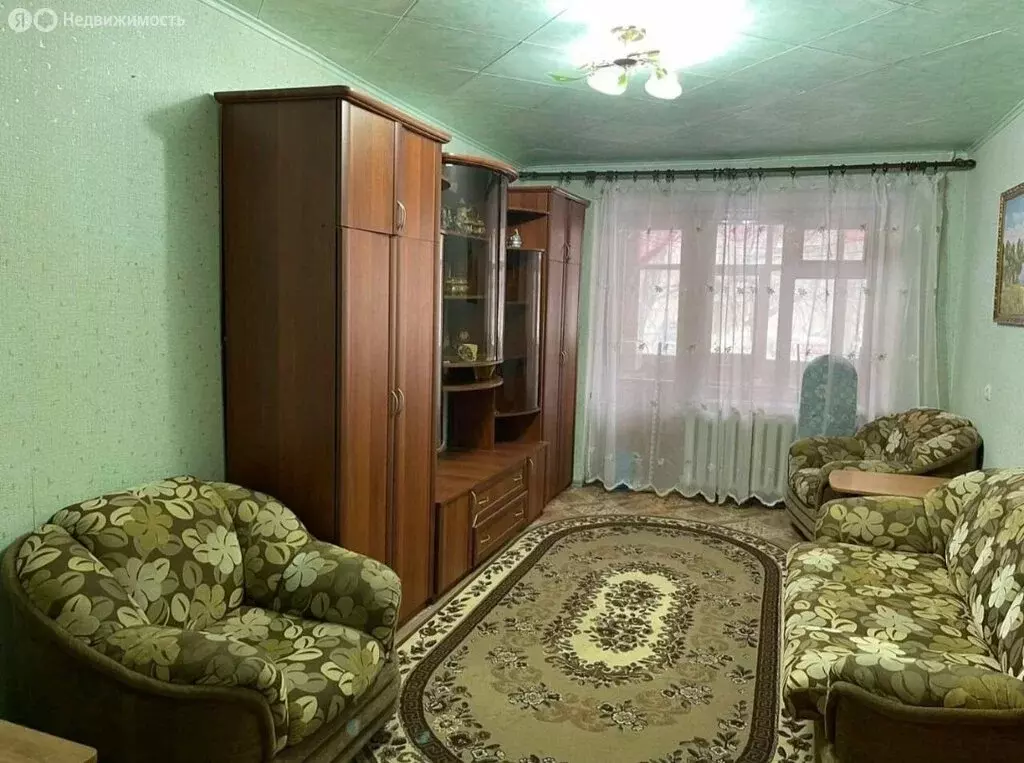 3-комнатная квартира: Каменск-Шахтинский, проспект Карла Маркса (62 м) - Фото 1