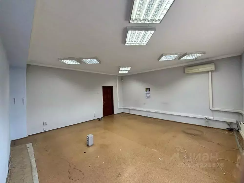 Помещение свободного назначения в Иркутская область, Иркутск ул. Розы ... - Фото 1