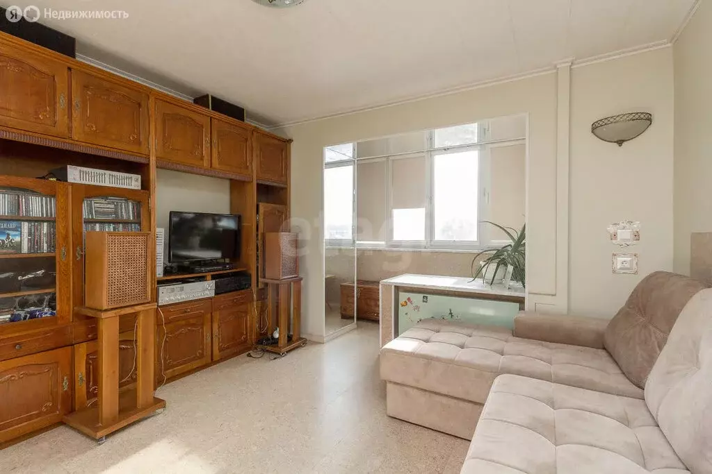 3-комнатная квартира: Тюмень, Калининский округ, Садовая улица, 135А ... - Фото 2