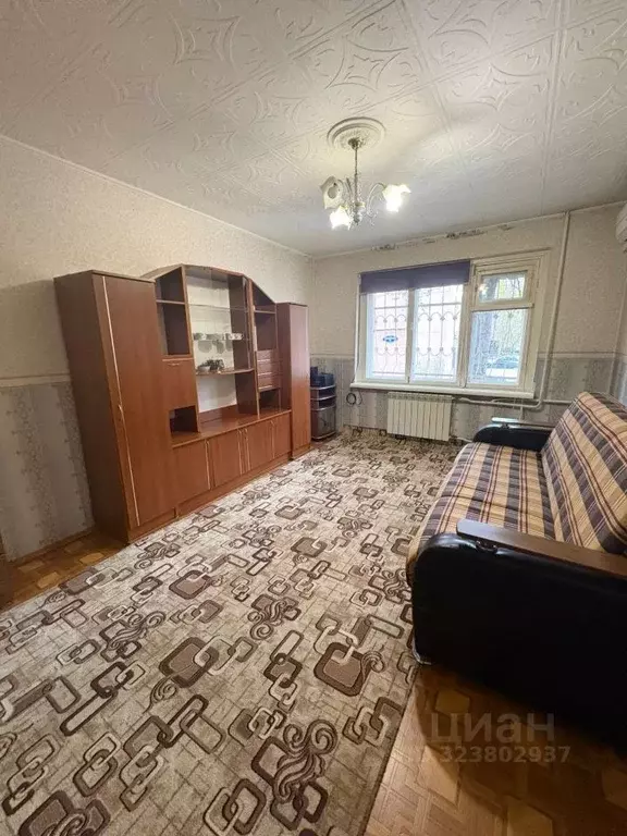 2-к кв. Саратовская область, Энгельс Полтавская ул., 40а (55.5 м) - Фото 1