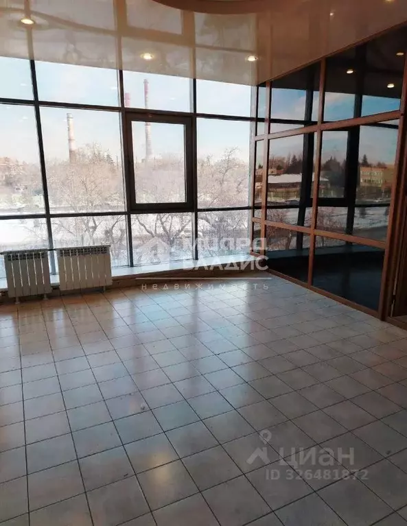 Помещение свободного назначения в Омская область, Омск ул. Богдана ... - Фото 1