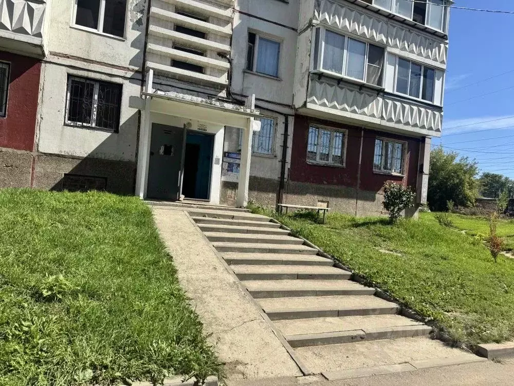 3-к кв. Иркутская область, Иркутск Академическая ул., 60Г (57.1 м) - Фото 0