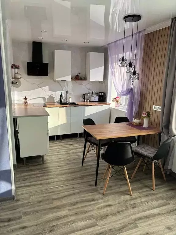2-к кв. Карелия, Сортавала ул. Вяйнемяйнена, 8 (49.0 м) - Фото 0