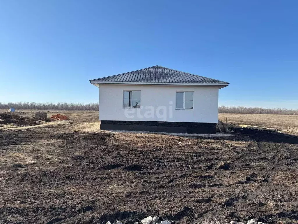 Дом в Башкортостан, Стерлитамакский район, Красноярский сельсовет, с. ... - Фото 0