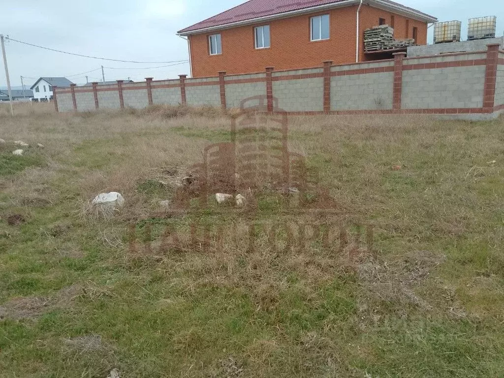 Участок в Крым, Феодосия ул. Боспорская (10.0 сот.) - Фото 1