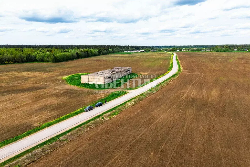 Помещение свободного назначения (672 м) - Фото 1