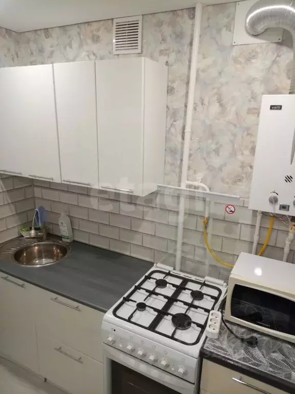 1-к кв. Татарстан, Альметьевск ул. Чапаева, 4 (30.6 м) - Фото 1