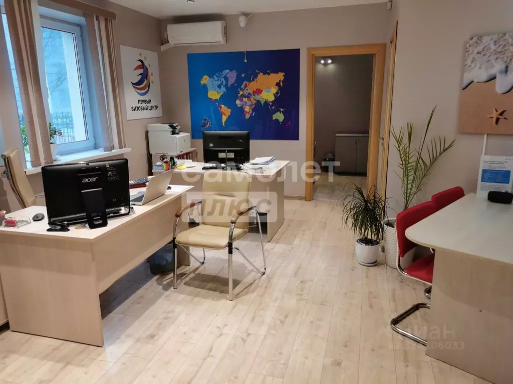 Офис в Сахалинская область, Южно-Сахалинск Курильская ул., 38 (56 м) - Фото 2