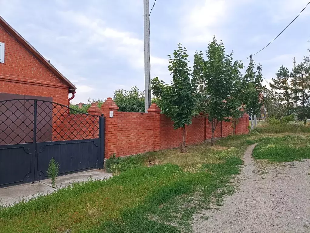 Коттедж в Омская область, Омск ул. П.В. Кучумова, 50 (199 м) - Фото 2