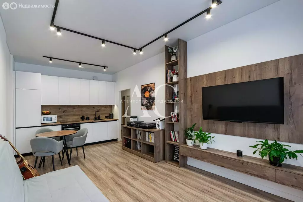 1-комнатная квартира: Екатеринбург, Машинная улица, 1В/2 (44.9 м) - Фото 2