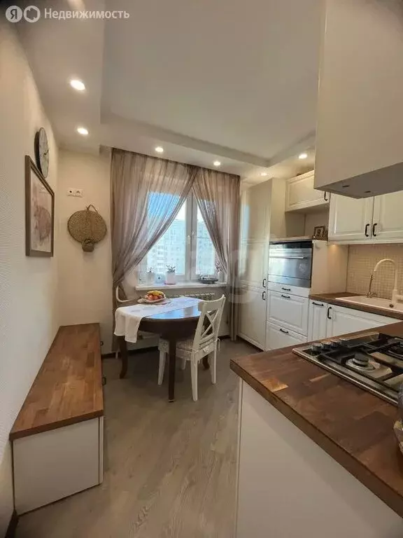 3-комнатная квартира: Усинск, Молодёжная улица, 4 (65.6 м) - Фото 0