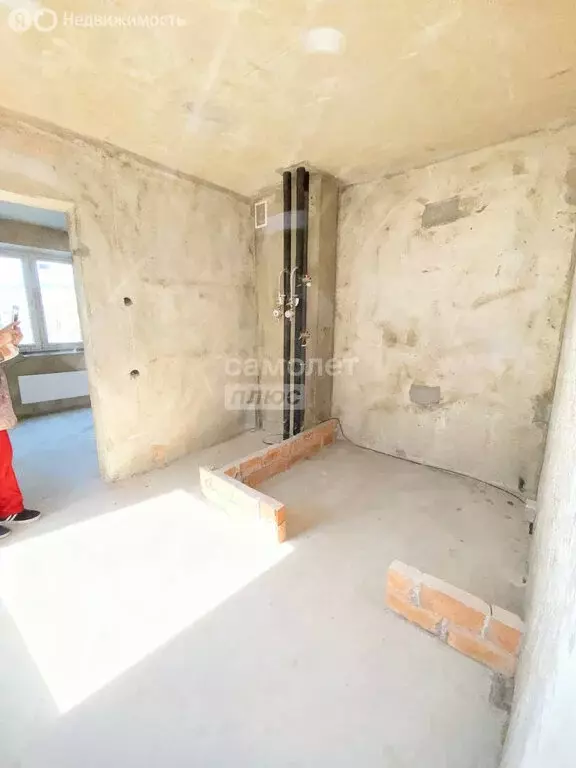 2-комнатная квартира: деревня Островцы, микрорайон Новые Островцы, ... - Фото 2