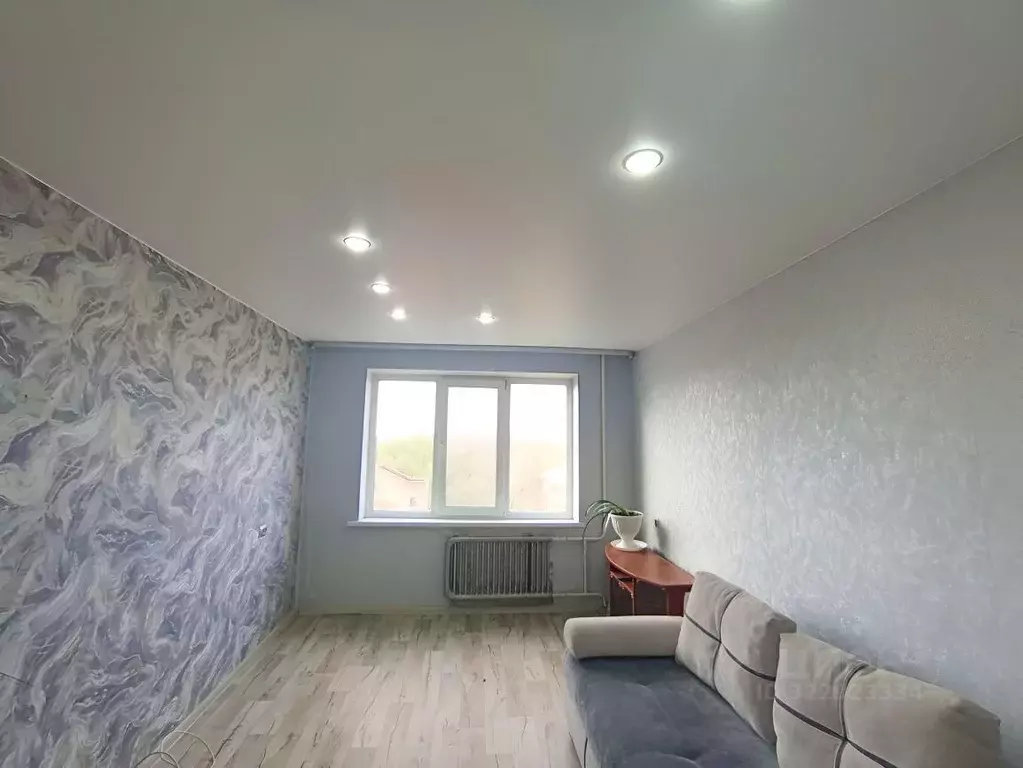 1-к кв. Омская область, Омск просп. Космический, 101к1 (30.0 м) - Фото 2