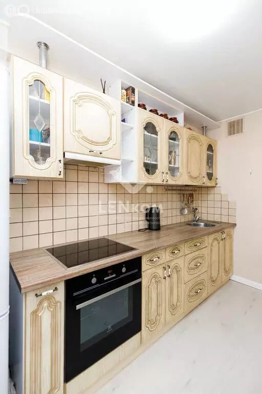 3-комнатная квартира: Ижевск, улица Героя России Ильфата Закирова, 3 ... - Фото 1