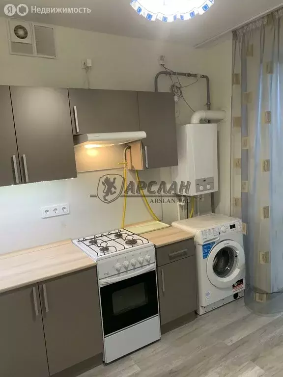 1-комнатная квартира: Новая Тура, Дорожная улица, 6 (30 м) - Фото 0