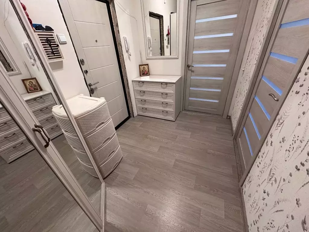 Продаётся 2-к квартира, 54 м - Фото 0