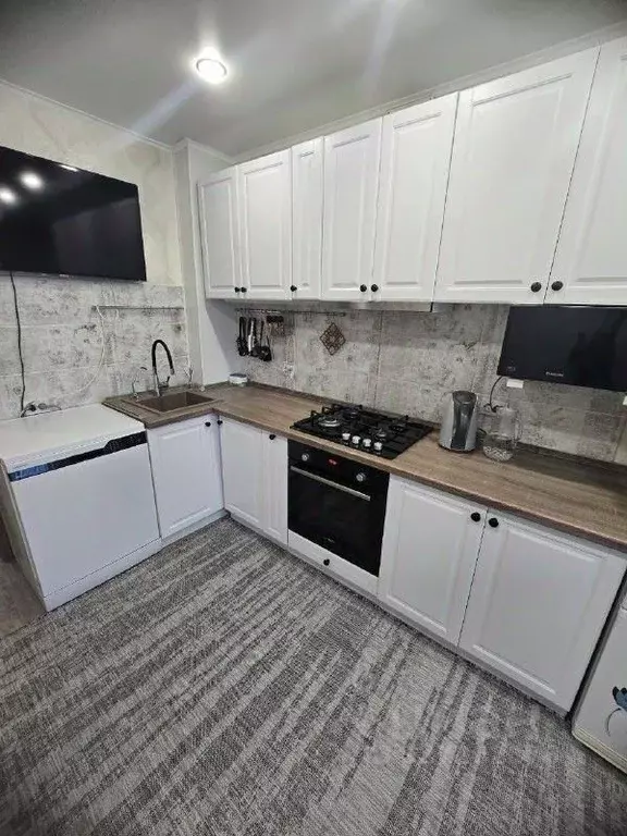 2-к кв. Оренбургская область, Орск Новый город мкр, ул. Васнецова, 12Б ... - Фото 2