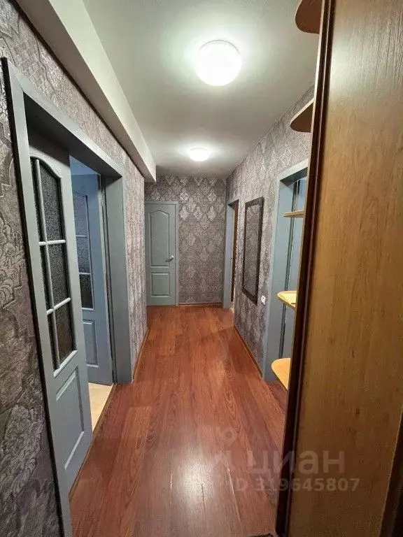 1-к кв. Липецкая область, Лебедянь ул. Советской Армии, 1Б (58.0 м) - Фото 0