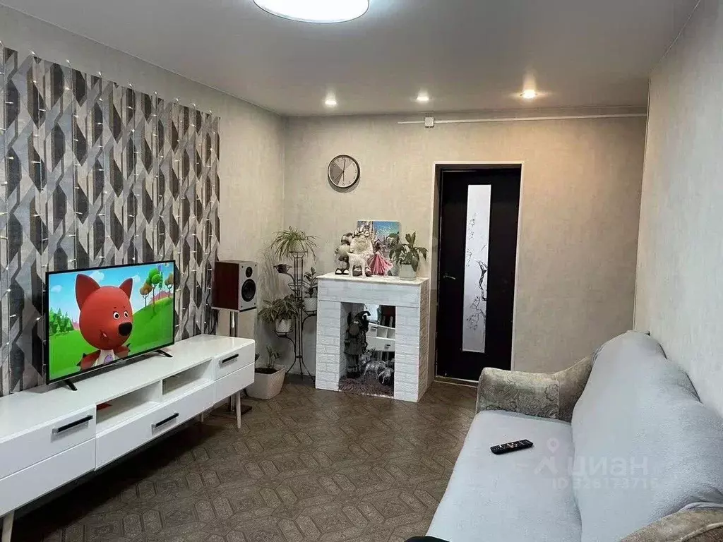 3-к кв. Амурская область, Тындинский муниципальный округ, с. ... - Фото 1