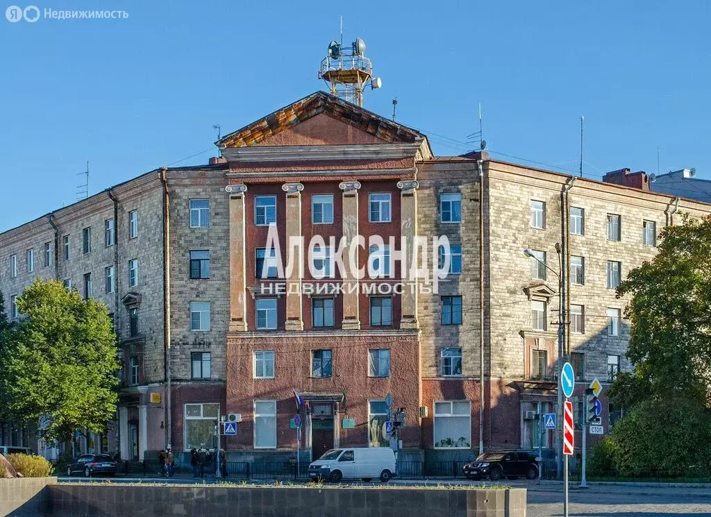 4-комнатная квартира: Выборг, Железнодорожная улица, 9/15 (107.4 м) - Фото 1