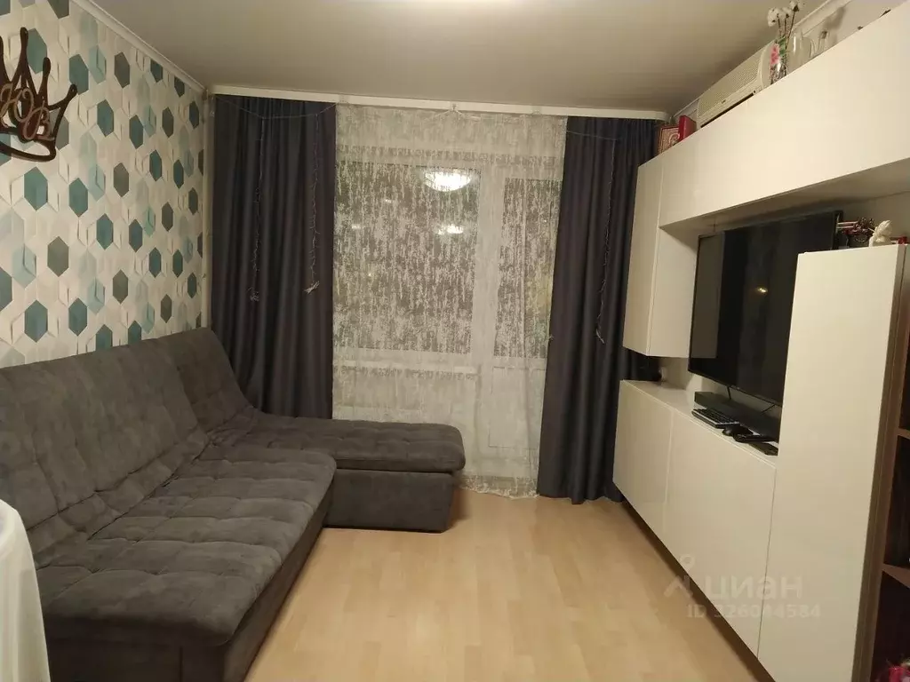 1-к кв. Самарская область, Тольятти ул. Свердлова, 24 (33.0 м) - Фото 1