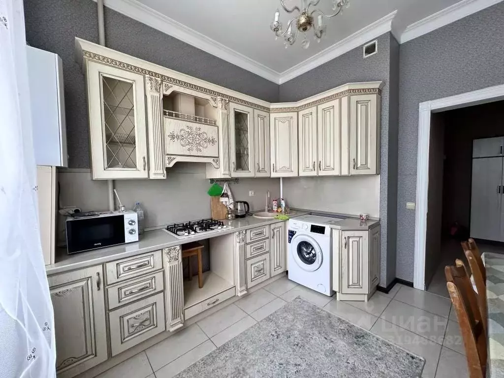 1-к кв. Дагестан, Избербаш ул. Г. Гамидова, 99 (45.0 м) - Фото 1