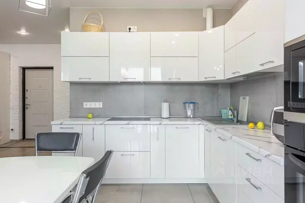 1-к кв. Краснодарский край, Сочи ул. Яна Фабрициуса, 7 (72.0 м) - Фото 2