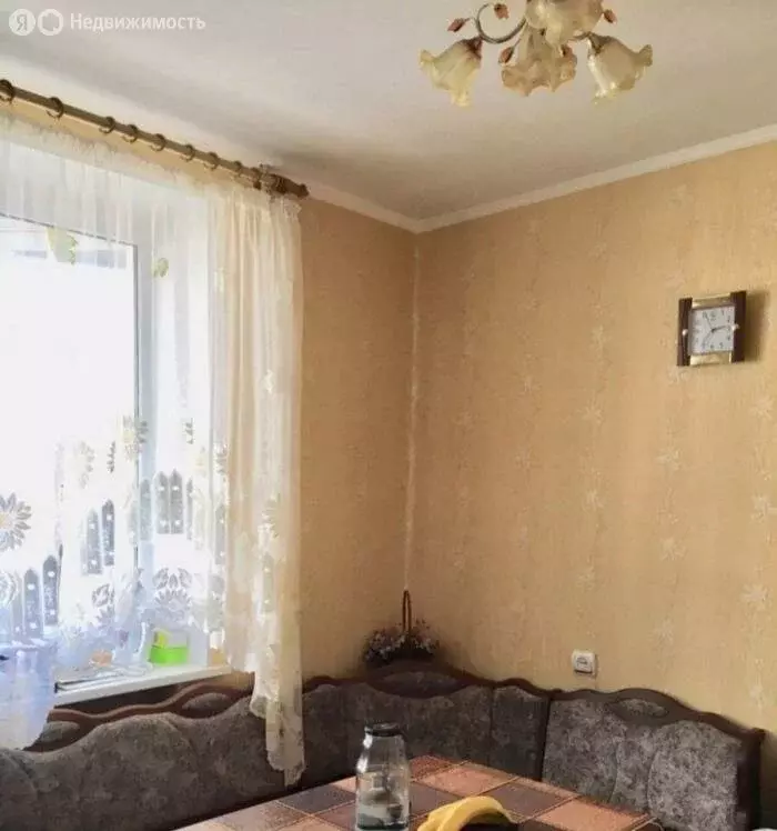 3-комнатная квартира: Евпатория, проспект Победы, 30 (70 м) - Фото 1