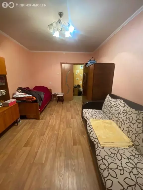 1-комнатная квартира: городской посёлок Берёзовка, улица Маяковского, ... - Фото 2