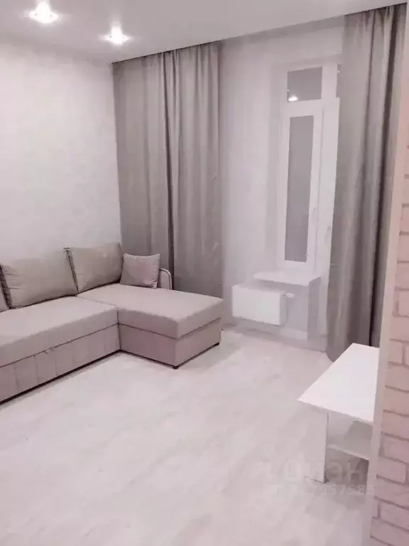 1-к кв. Тюменская область, Тюмень ул. Первооткрывателей, 9 (38.0 м) - Фото 2