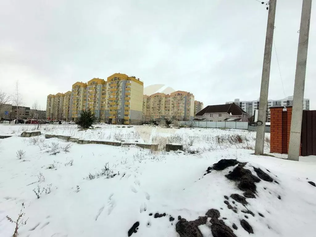 Участок в Белгородская область, Старый Оскол Дубрава мкр, 1 кв-л,  ... - Фото 1