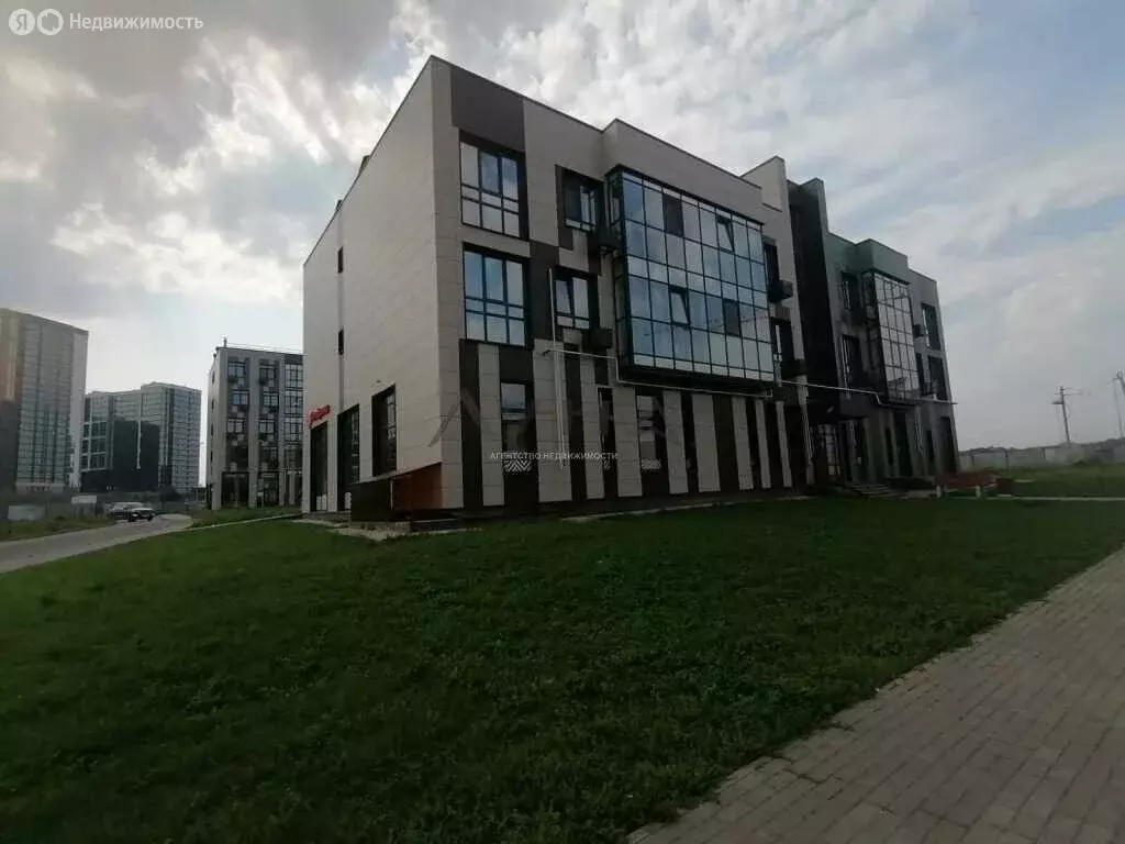 1-комнатная квартира: Набережные Челны, улица Габдрауфа Каюмова, 4 (34 ... - Фото 0