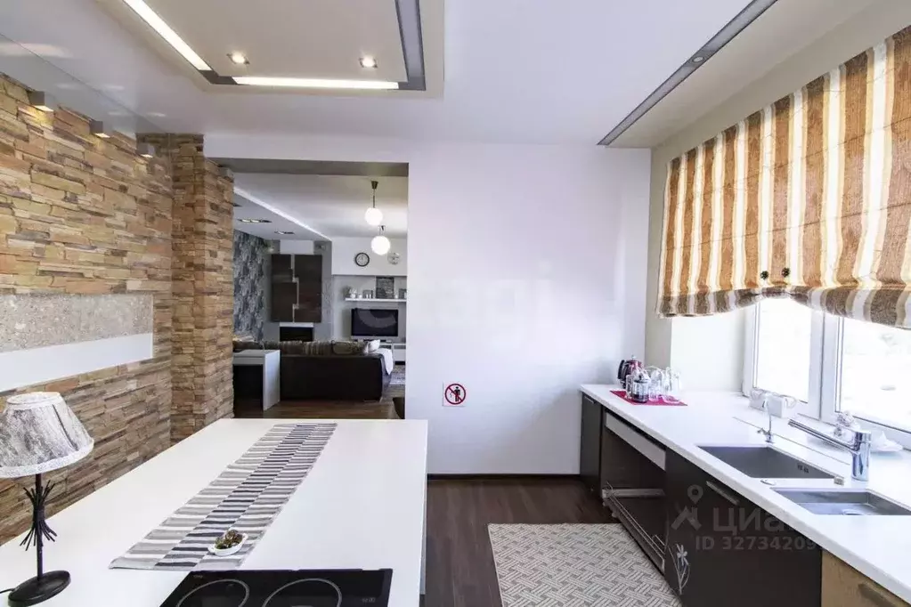 3-к кв. Тюменская область, Тюмень Водопроводная ул., 6 (139.5 м) - Фото 1