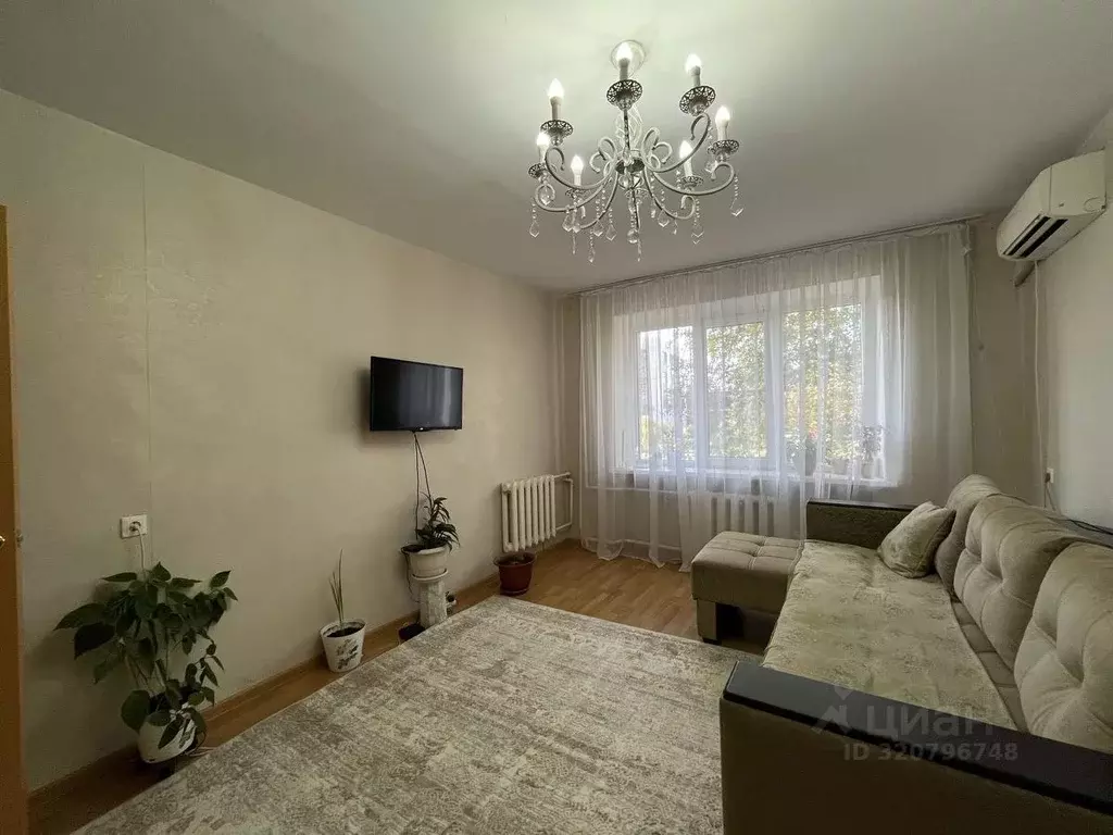 2-к кв. Астраханская область, Астрахань ул. Куликова, 50 (45.9 м) - Фото 1