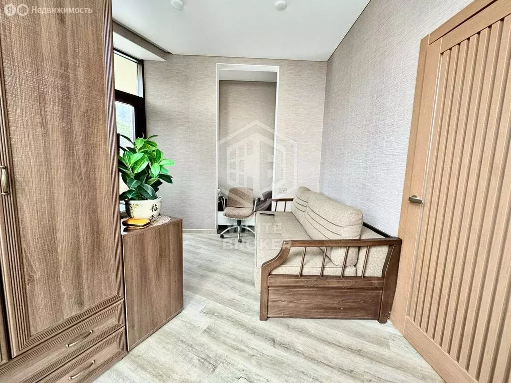 3-комнатная квартира: Массандра, Туристская улица, 6Д (252.56 м) - Фото 2