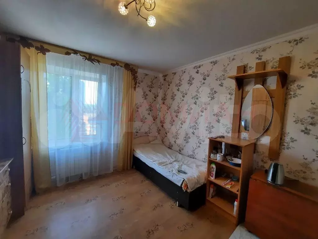 Комната 12 м в 4-к., 2/9 эт. - Фото 0