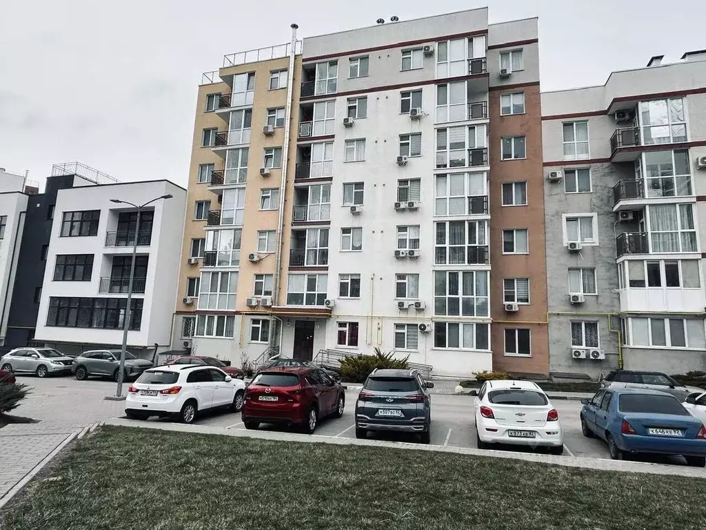 1-к кв. Крым, Симферополь ул. Батурина, 101 (41.3 м) - Фото 1