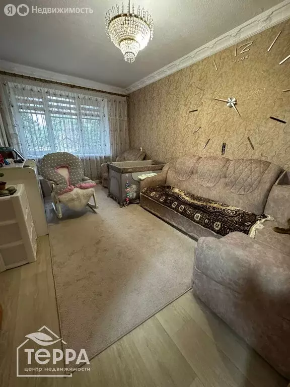 2-комнатная квартира: Саки, улица Гайнутдинова, 8 (46 м) - Фото 0